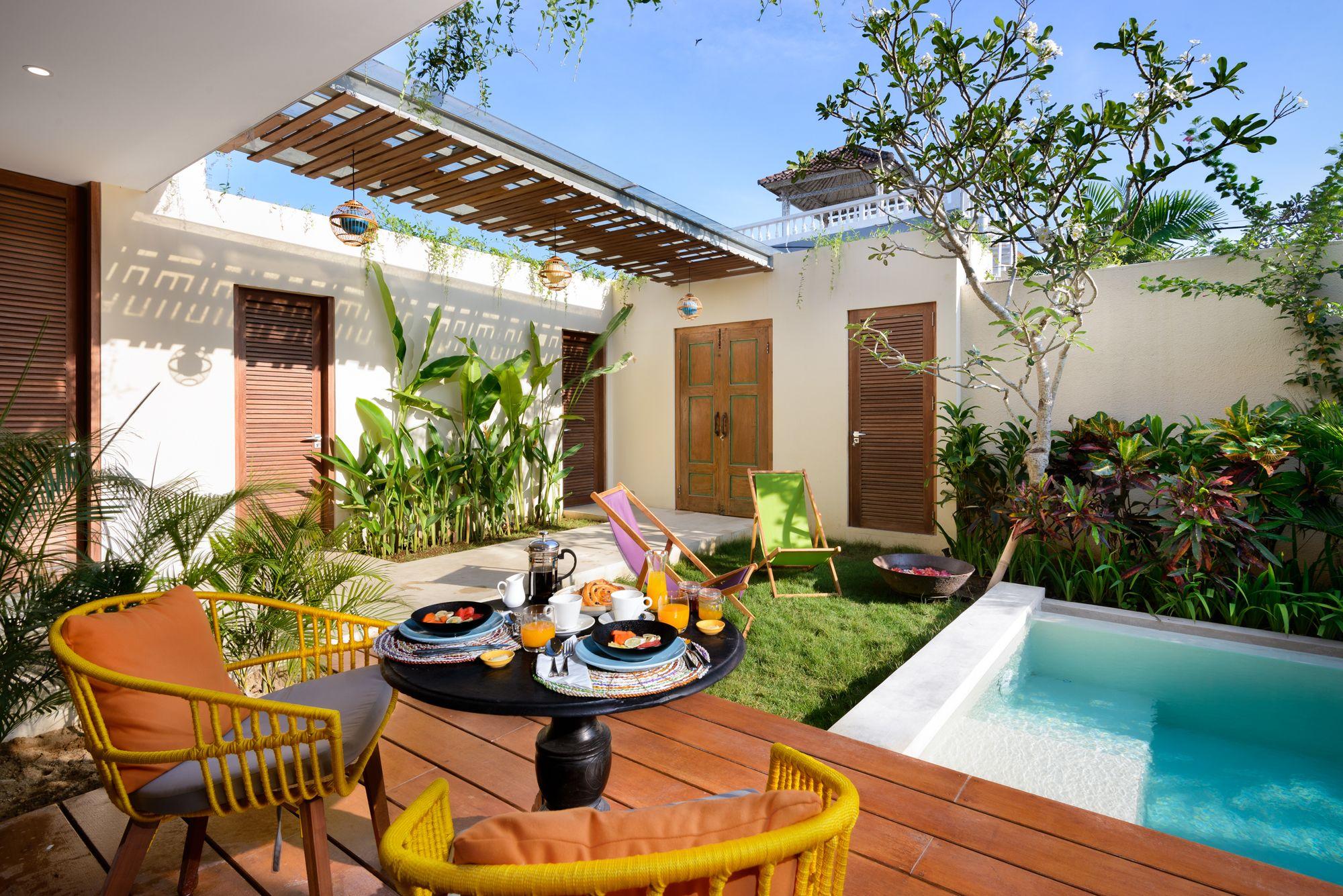 The Bed By The Sea Bed and Breakfast Canggu Exterior foto